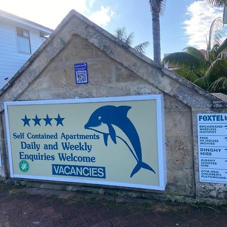 Dolphin Lodge Albany - Self Contained Apartments At Middleton Beach Exteriör bild
