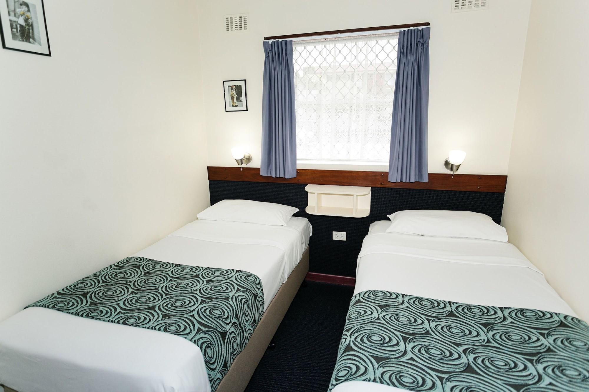 Dolphin Lodge Albany - Self Contained Apartments At Middleton Beach Exteriör bild