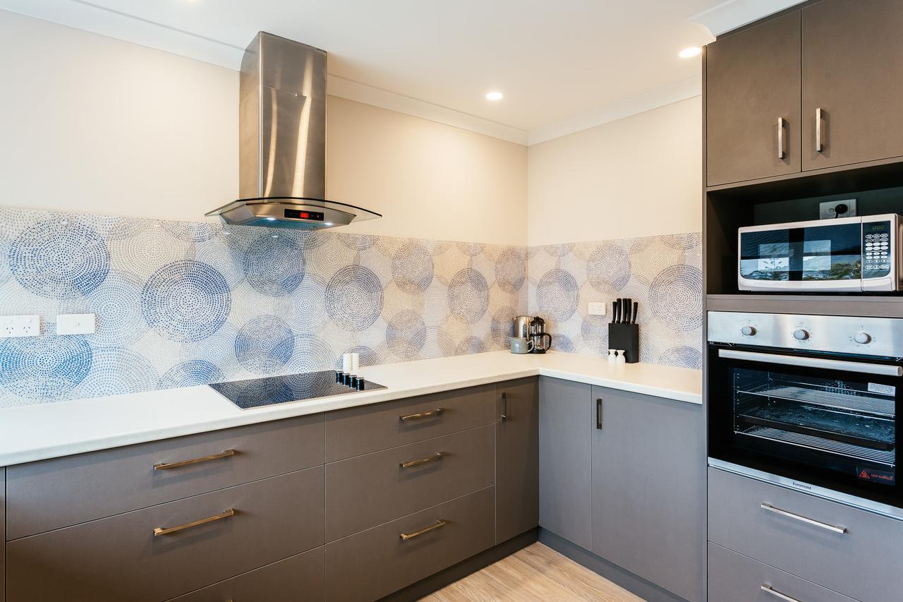 Dolphin Lodge Albany - Self Contained Apartments At Middleton Beach Exteriör bild