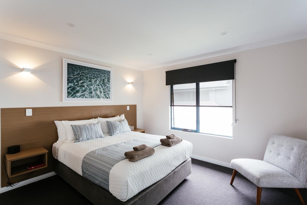 Dolphin Lodge Albany - Self Contained Apartments At Middleton Beach Exteriör bild