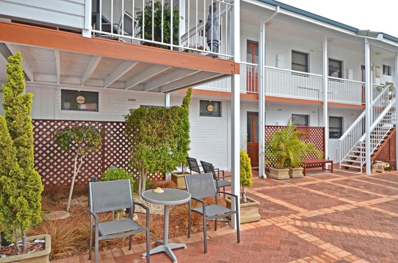 Dolphin Lodge Albany - Self Contained Apartments At Middleton Beach Exteriör bild