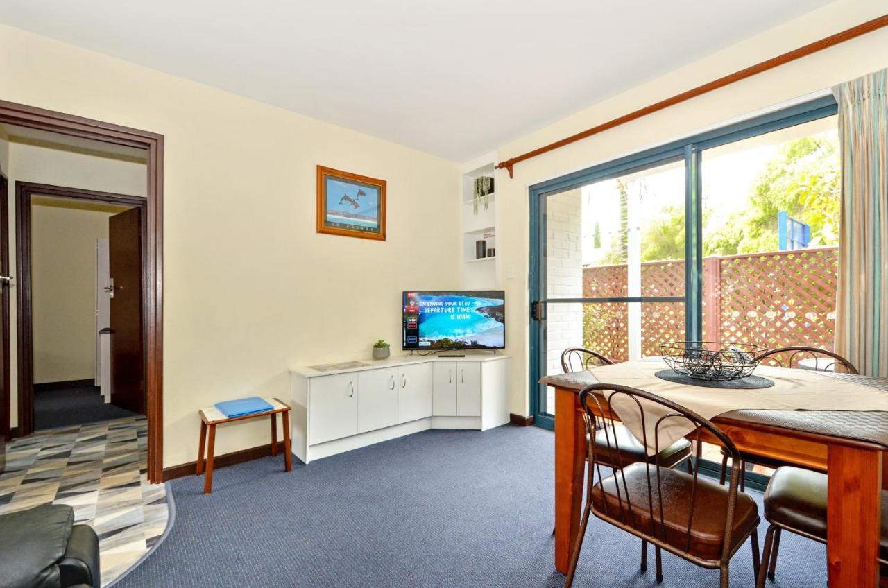 Dolphin Lodge Albany - Self Contained Apartments At Middleton Beach Exteriör bild