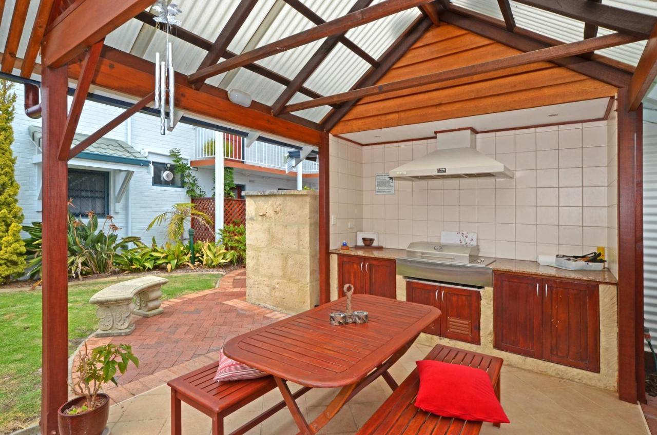Dolphin Lodge Albany - Self Contained Apartments At Middleton Beach Exteriör bild