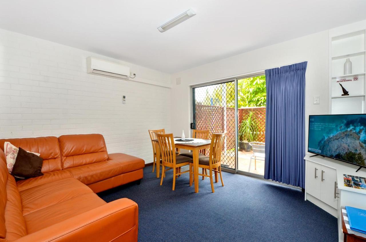 Dolphin Lodge Albany - Self Contained Apartments At Middleton Beach Exteriör bild