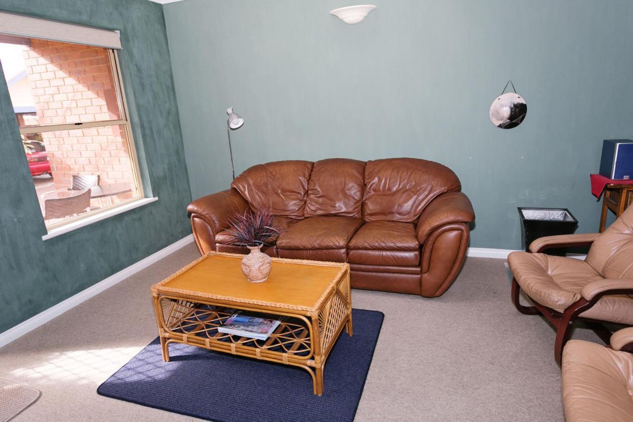 Dolphin Lodge Albany - Self Contained Apartments At Middleton Beach Exteriör bild